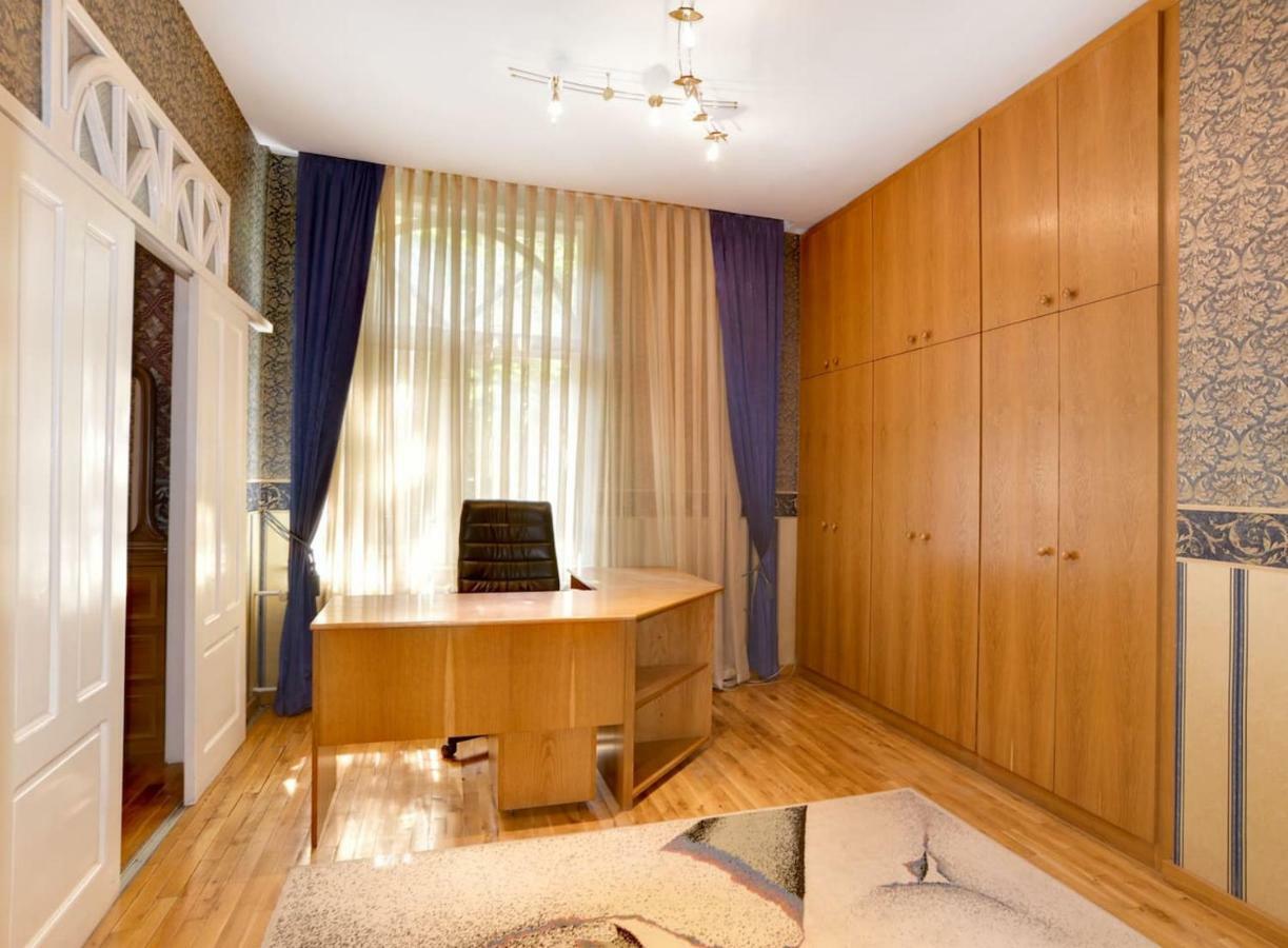 Aristocratic, Elegant, Designer Top Central Apartment Sofia Eksteriør bilde