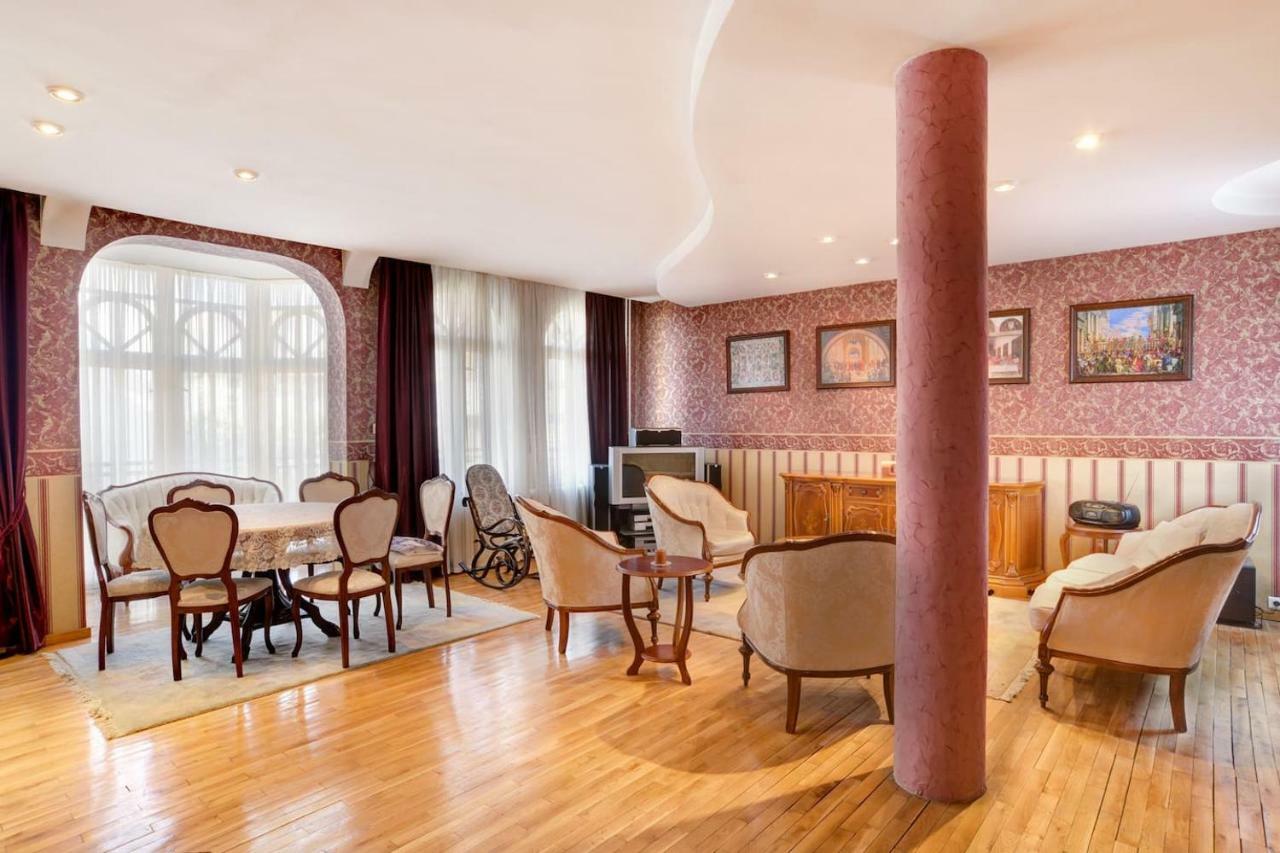 Aristocratic, Elegant, Designer Top Central Apartment Sofia Eksteriør bilde