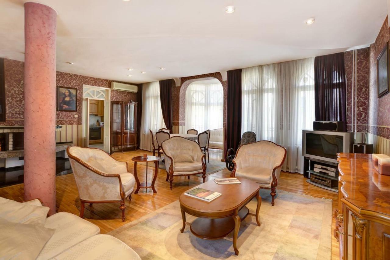 Aristocratic, Elegant, Designer Top Central Apartment Sofia Eksteriør bilde