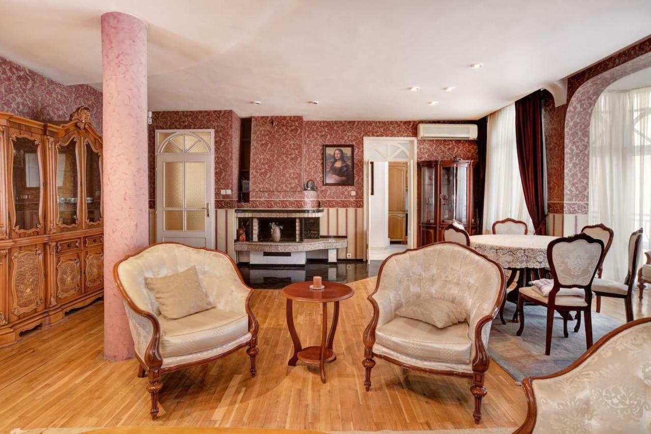 Aristocratic, Elegant, Designer Top Central Apartment Sofia Eksteriør bilde